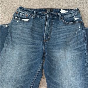 Boyfriend jeans sz 31 from Abercrombie & Fitch